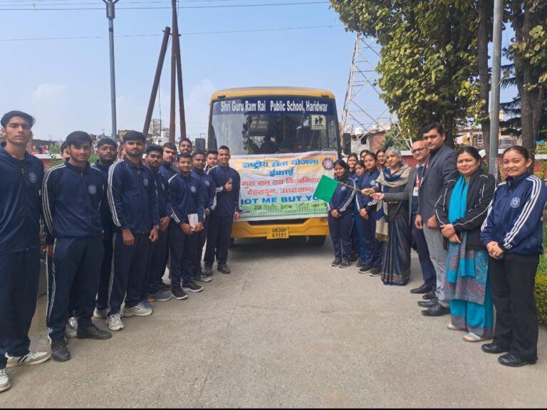 अभियान:SGRRU के NSSA के छात्रों ने खुङबुङा बिंदाल क्षेत्र में चलाया स्वच्छता अभियान