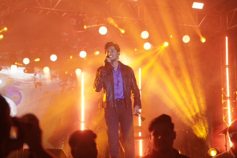 जेनिथ फैस्ट-2025 में दर्शन रावल की परफॉर्मेंस ने मचाया धमाल