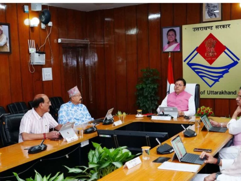 धामी कैबिनेट की बैठक में 12 बड़े फैसले, पुलिस भर्ती, टैक्स माफी और पेंशन को लेकर अहम निर्णय