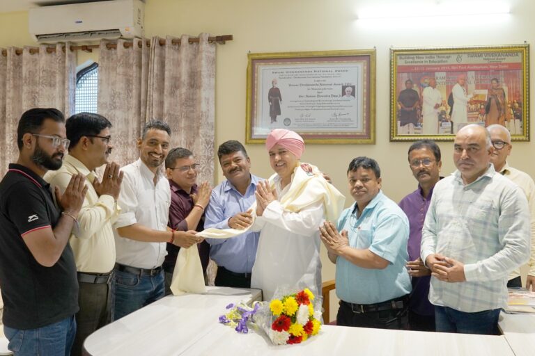 गुलदस्ता’ स्मारिका का हुआ भव्य विमोचन