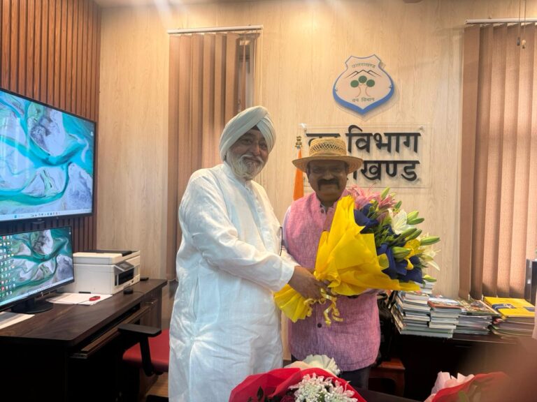 स्थानीय समुदायों की भागीदारी से सतत पर्यटन पर ट्रस्ट अध्यक्ष और समीर सिन्हा का जोर