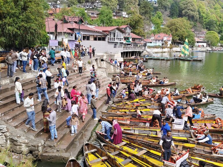 नैनीताल पर्यटन, नैनीताल होटल, उत्तराखंड पर्यटन